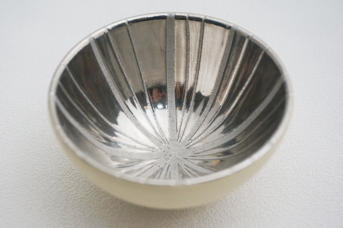 27 ホワイト 釉彩 プラチナぐい呑 1