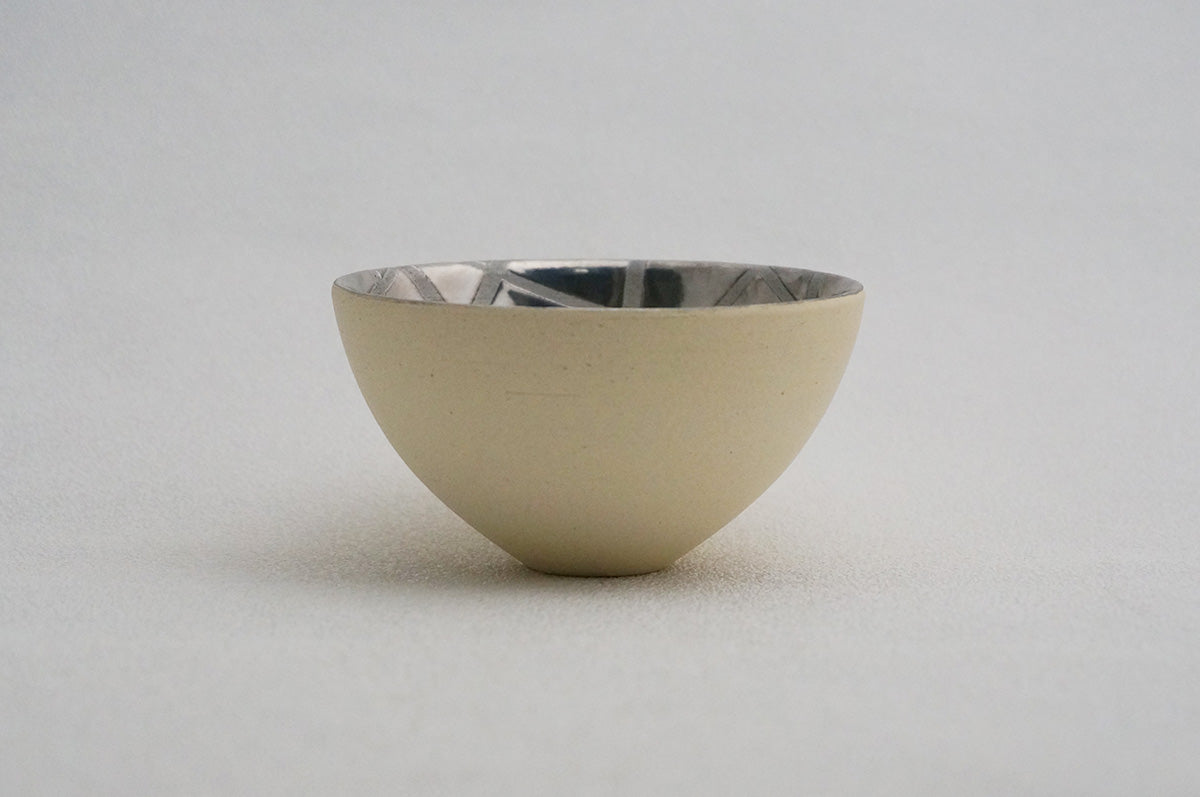 27 ホワイト 釉彩 プラチナぐい呑 2