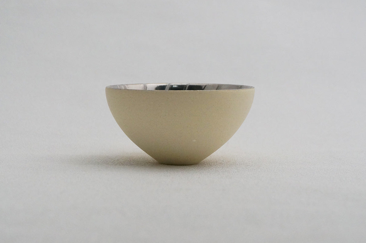 27 ホワイト 釉彩 プラチナぐい呑 3