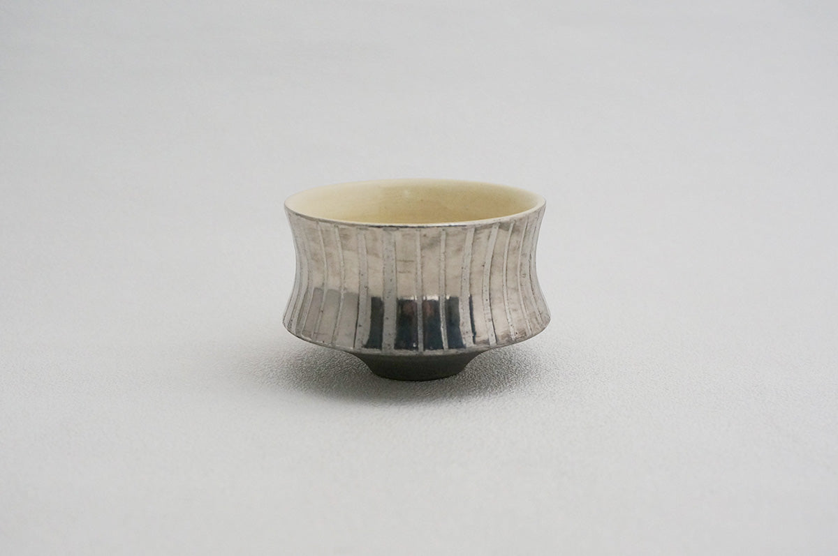 27 ホワイト 釉彩 プラチナぐい呑 4