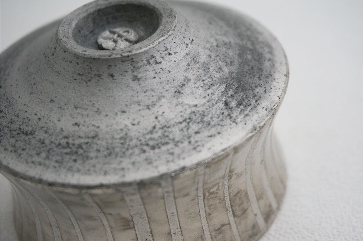 27 ホワイト 釉彩 プラチナぐい呑 4