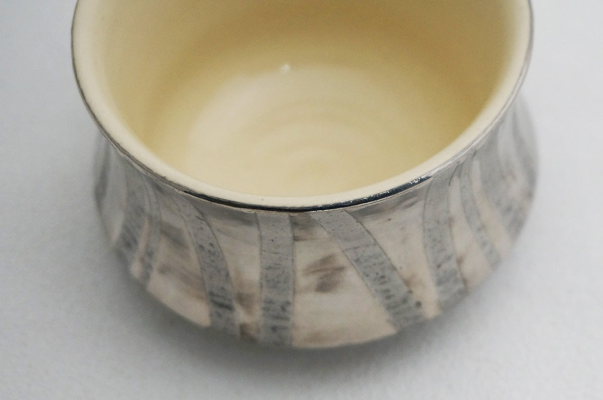 27 ホワイト 釉彩 プラチナぐい呑 5