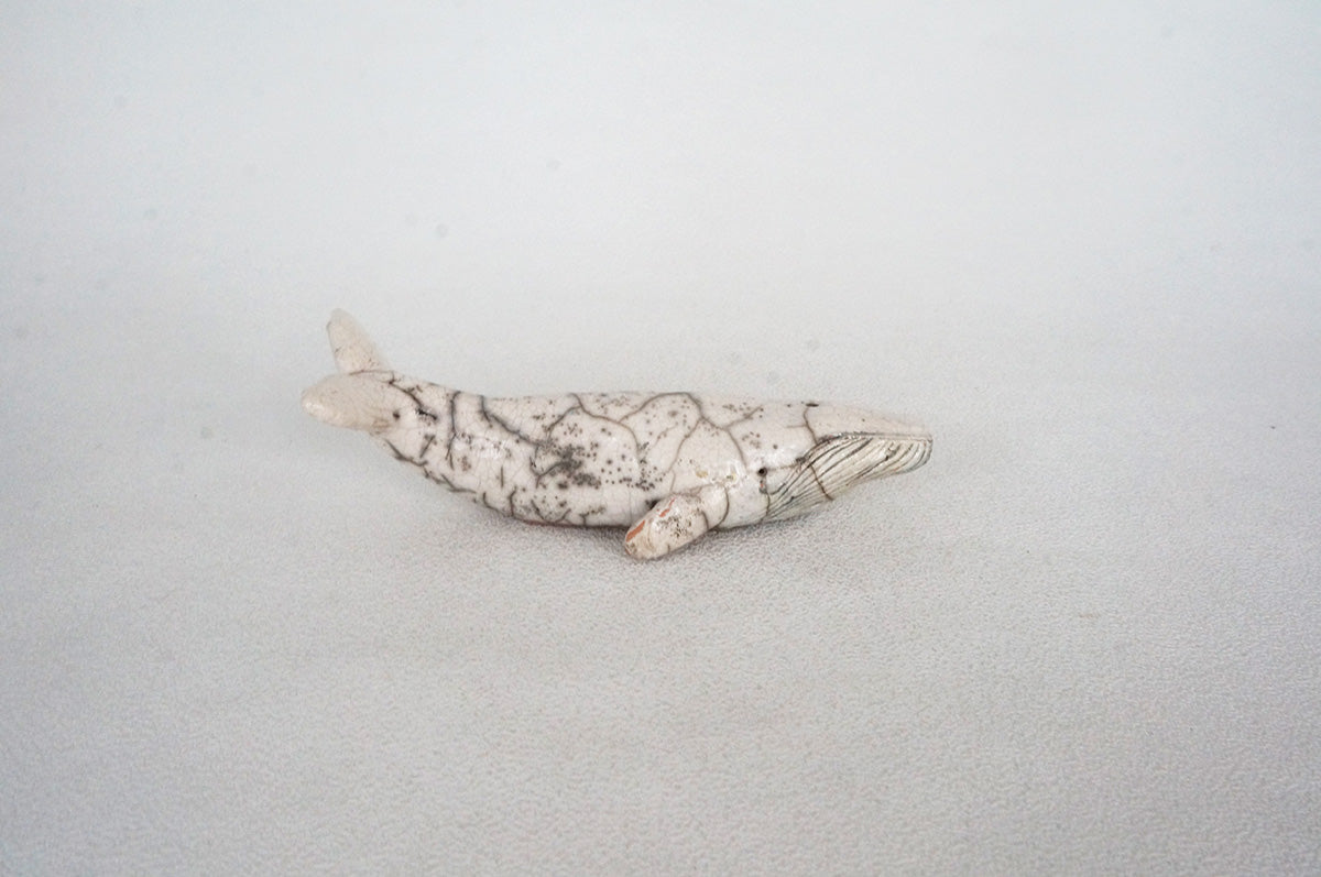 028 楽焼き　くじら