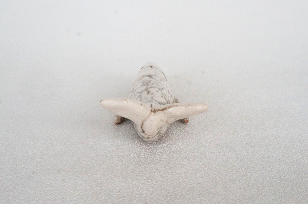 028 楽焼き　くじら