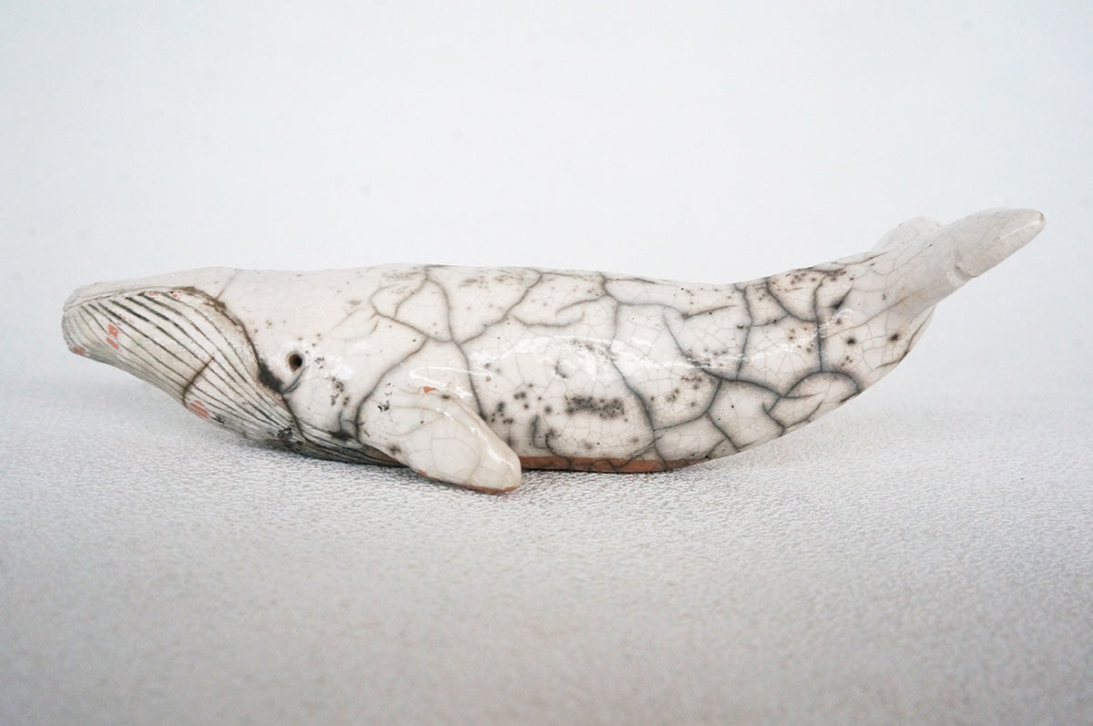 028 楽焼き　くじら