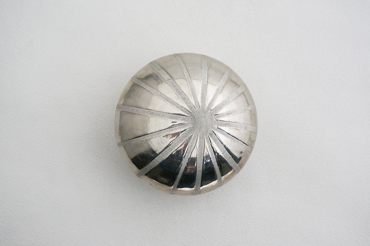 28 ホワイト 釉彩 プラチナボンボニエール