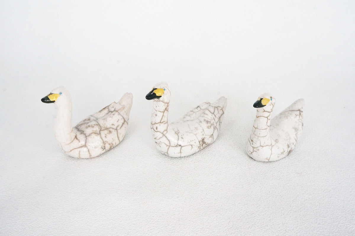 029 楽焼き　コハクチョウ　大