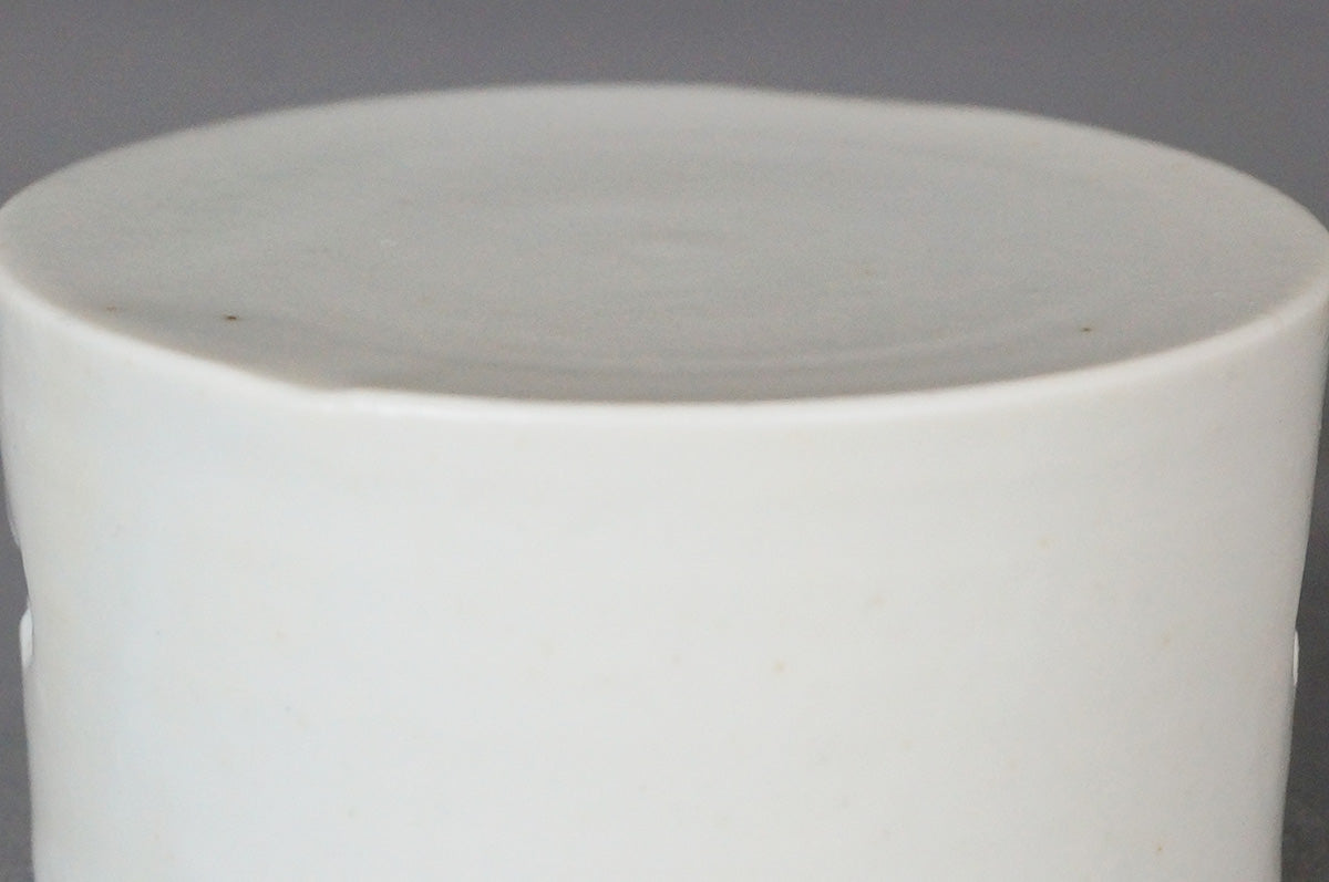 029 青白磁三ツ丸台皿（S）