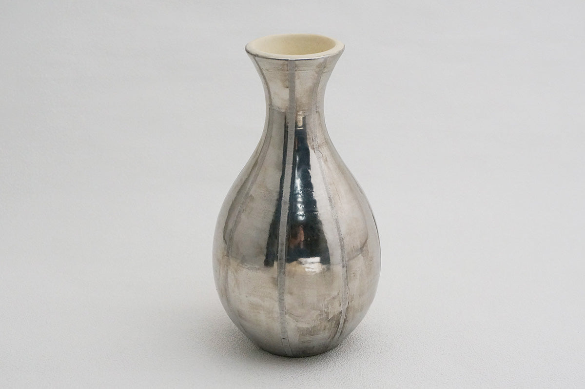 29 ホワイト 釉彩 プラチナ花器 1