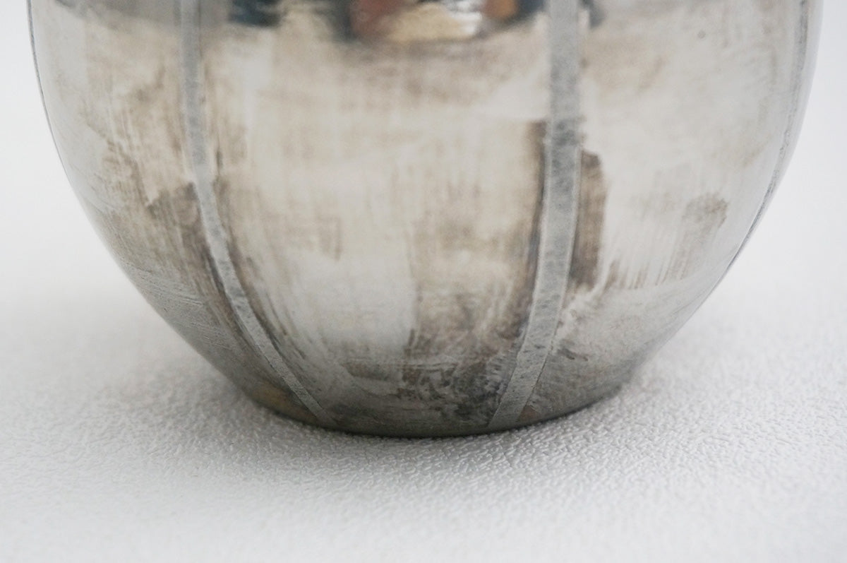 29 ホワイト 釉彩 プラチナ花器 1