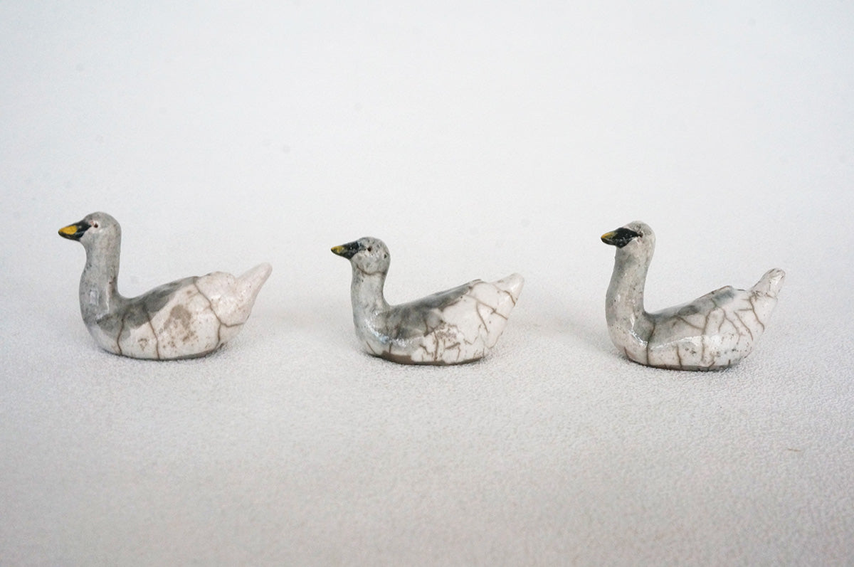 030 楽焼き　コハクチョウ　小