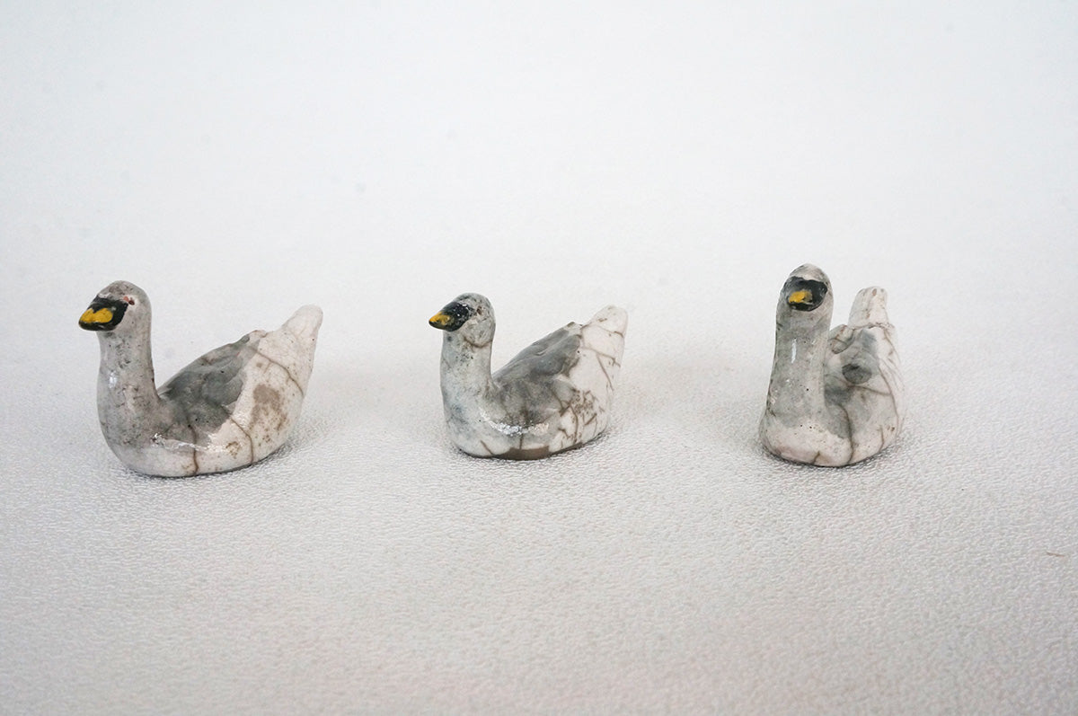 030 楽焼き　コハクチョウ　小