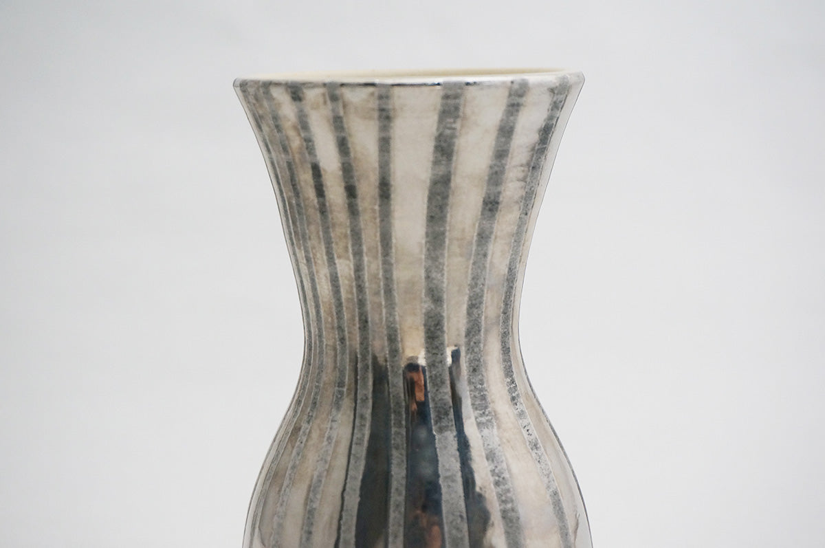 30 ホワイト 釉彩 プラチナ花器 2