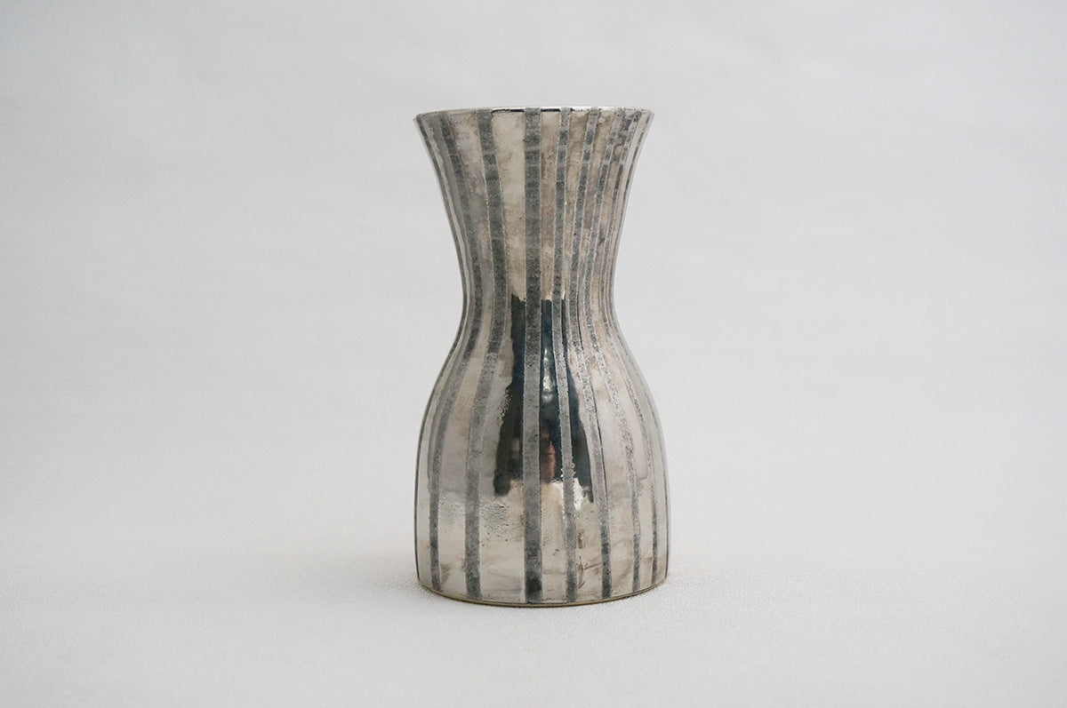 30 ホワイト 釉彩 プラチナ花器 2