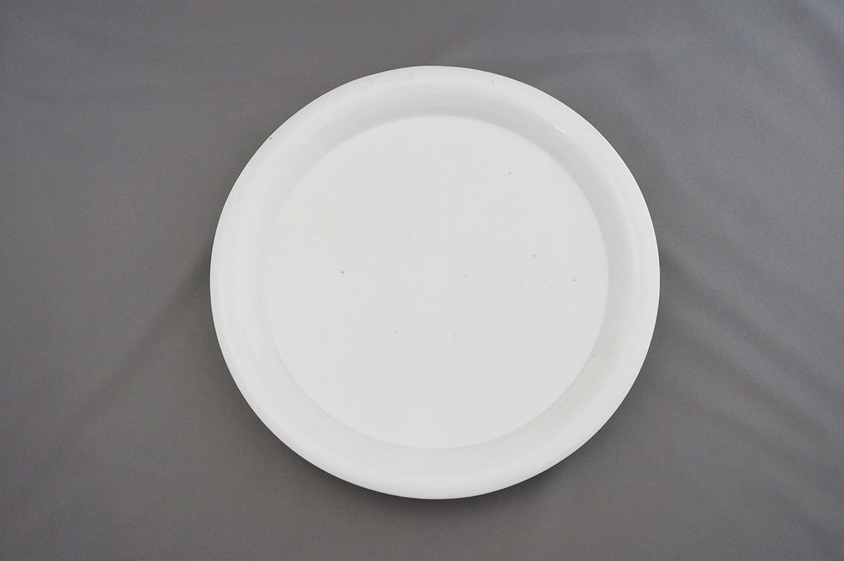 031 青白磁平皿（9寸）