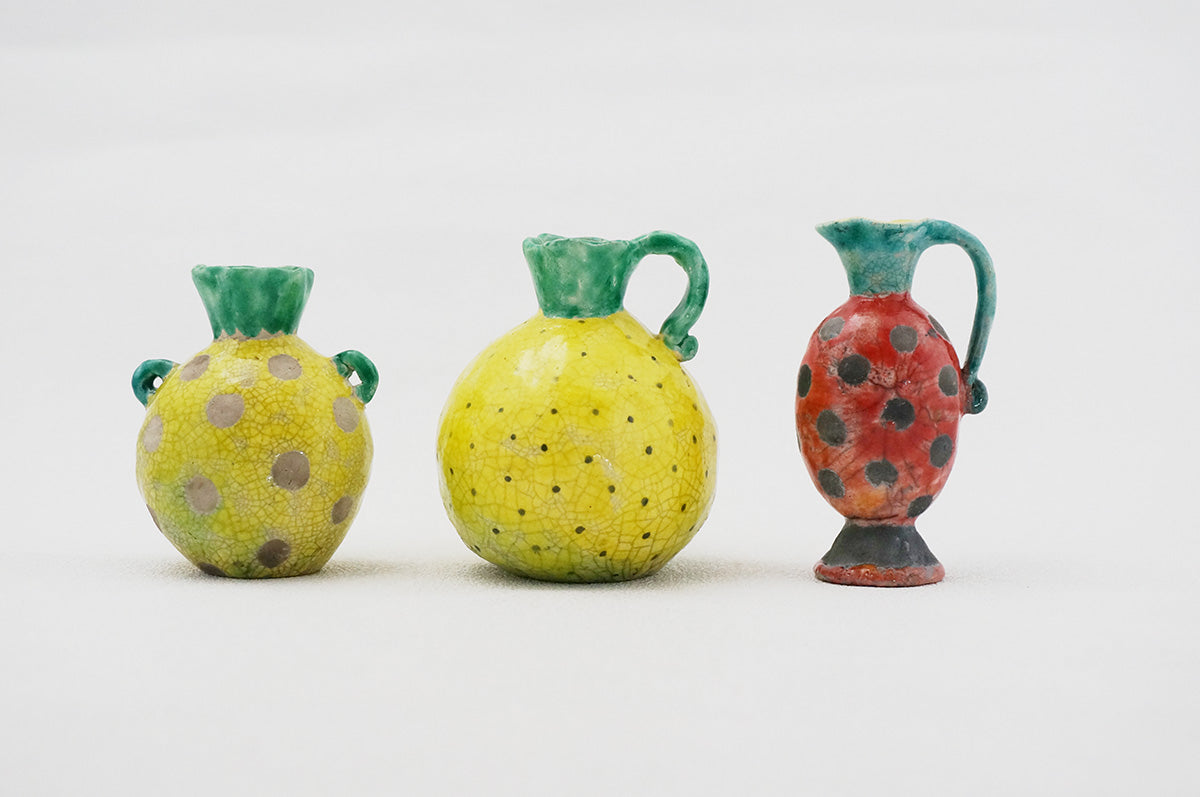 032 楽焼き　泪壺