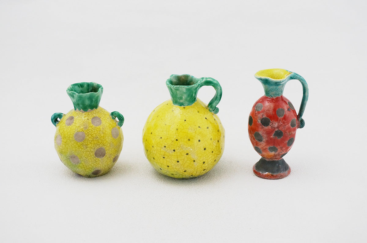 032 楽焼き　泪壺