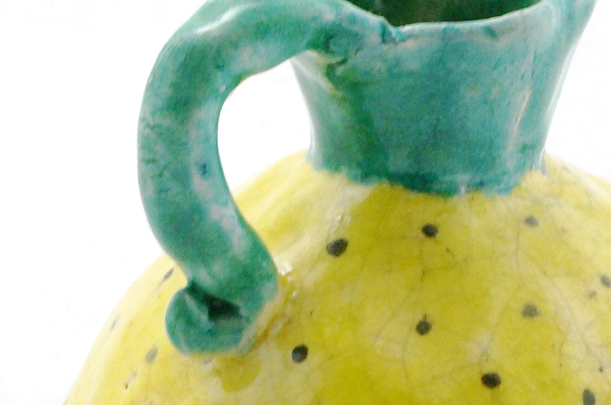 032 楽焼き　泪壺