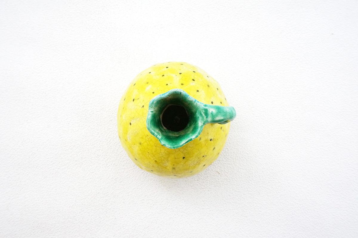 032 楽焼き　泪壺