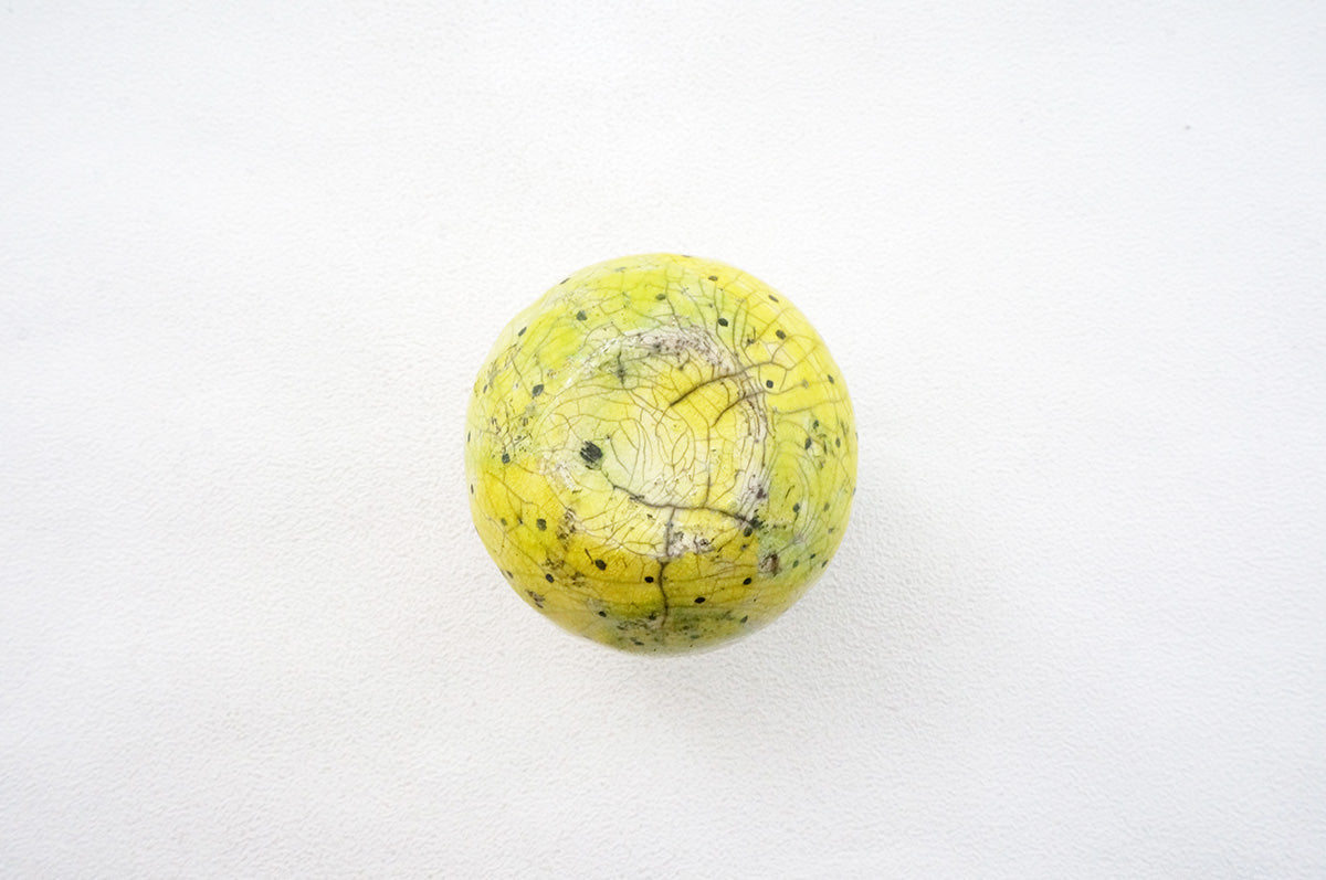 032 楽焼き　泪壺