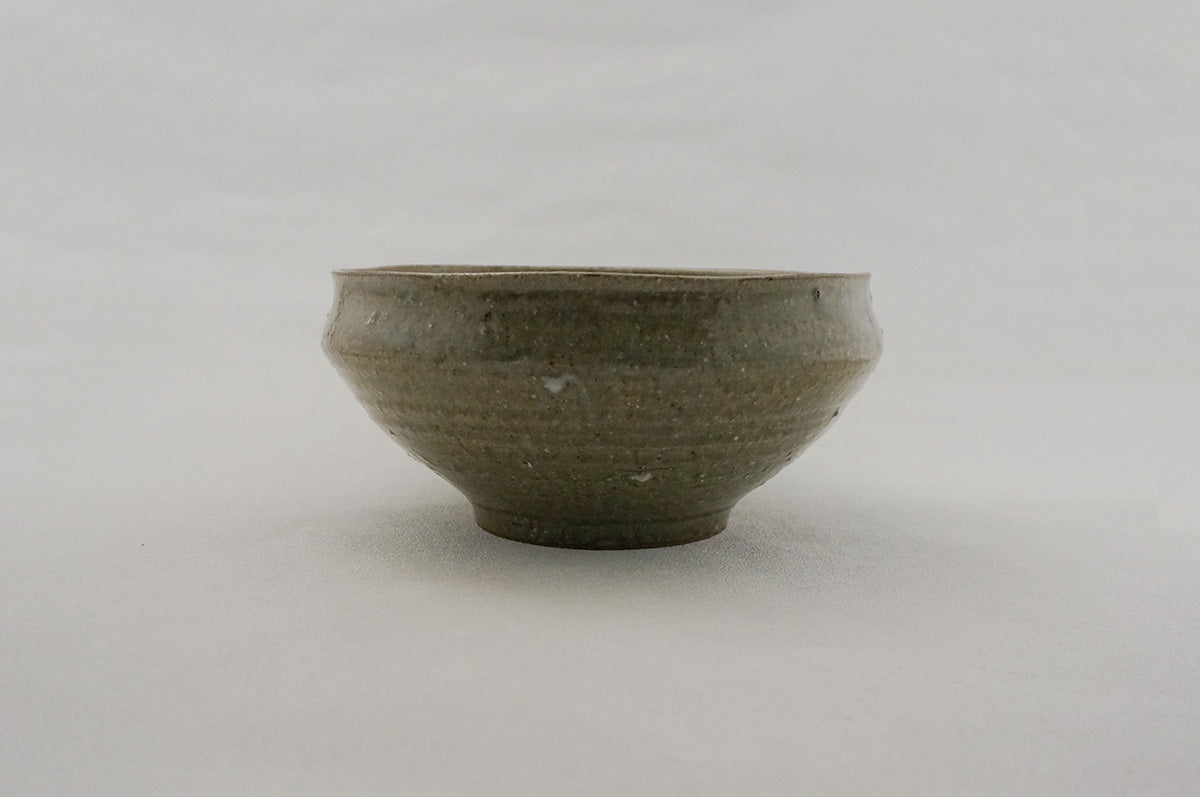 050 越前荒土丸鉢