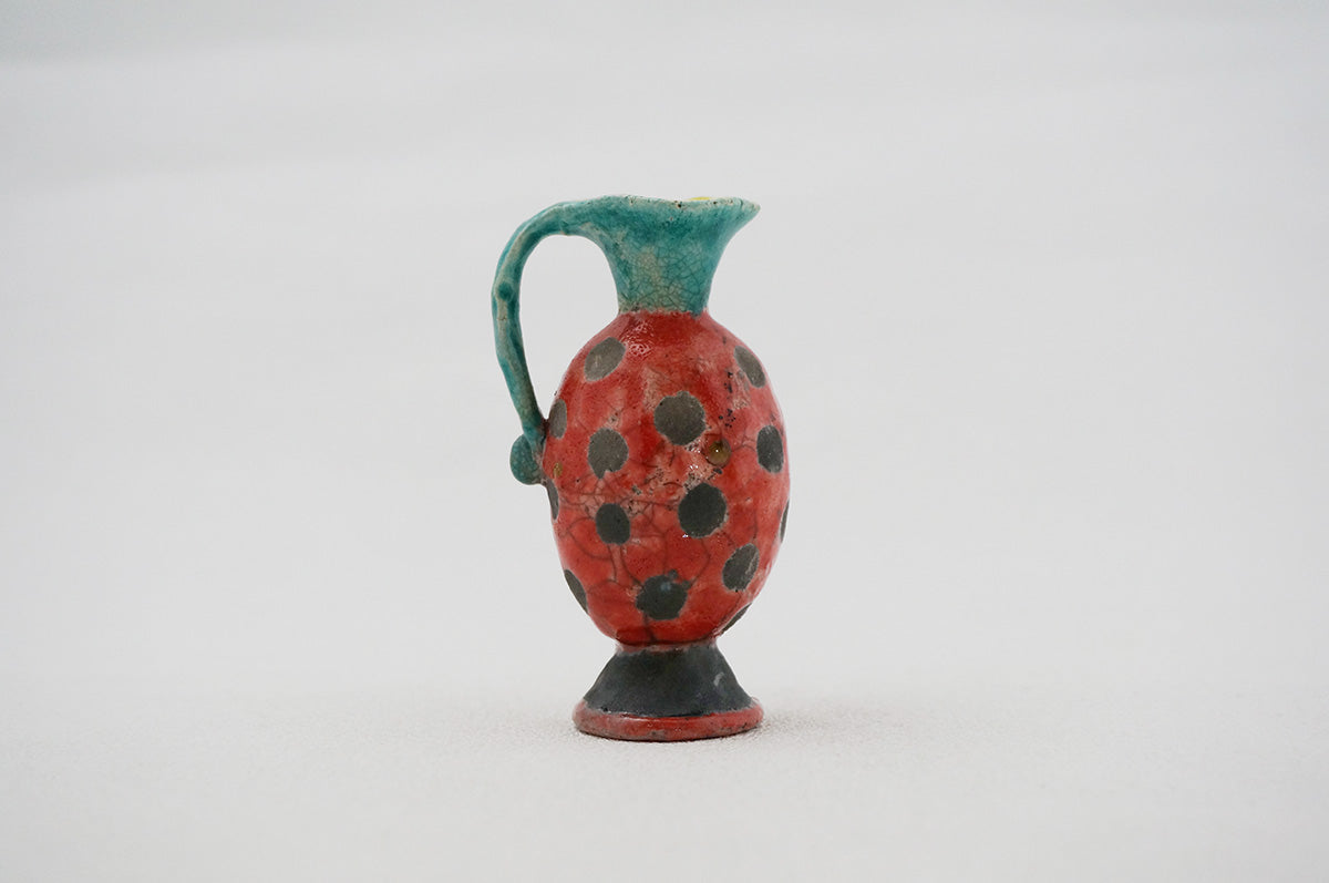 032 楽焼き　泪壺