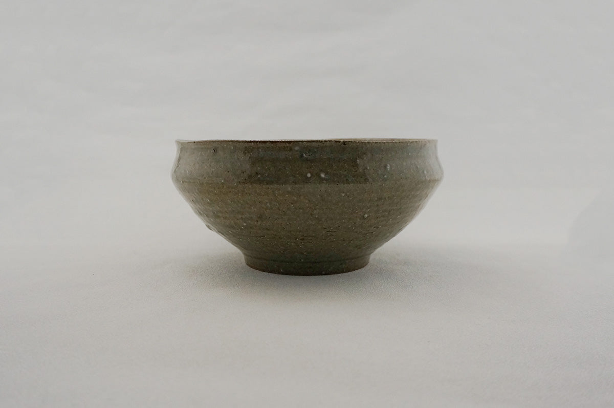 050 越前荒土丸鉢