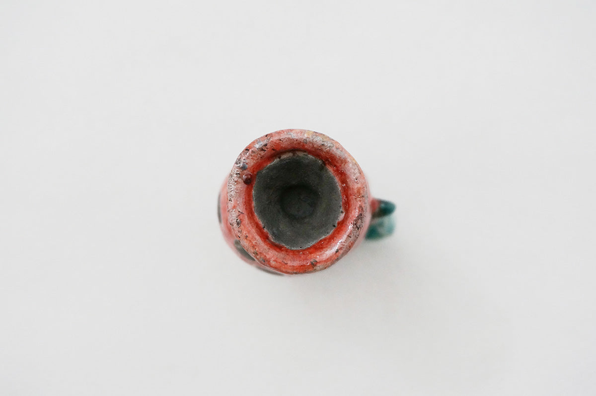 032 楽焼き　泪壺