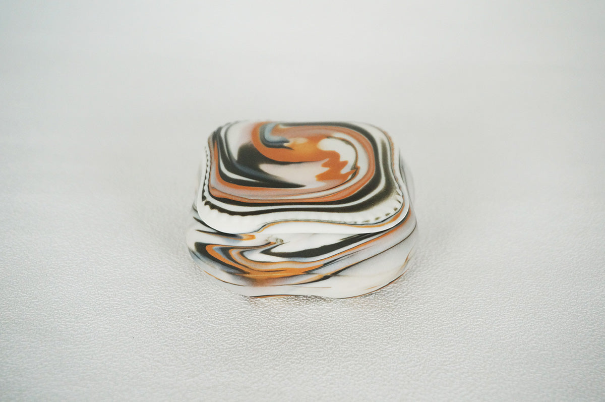 035 marble 四角蓋物