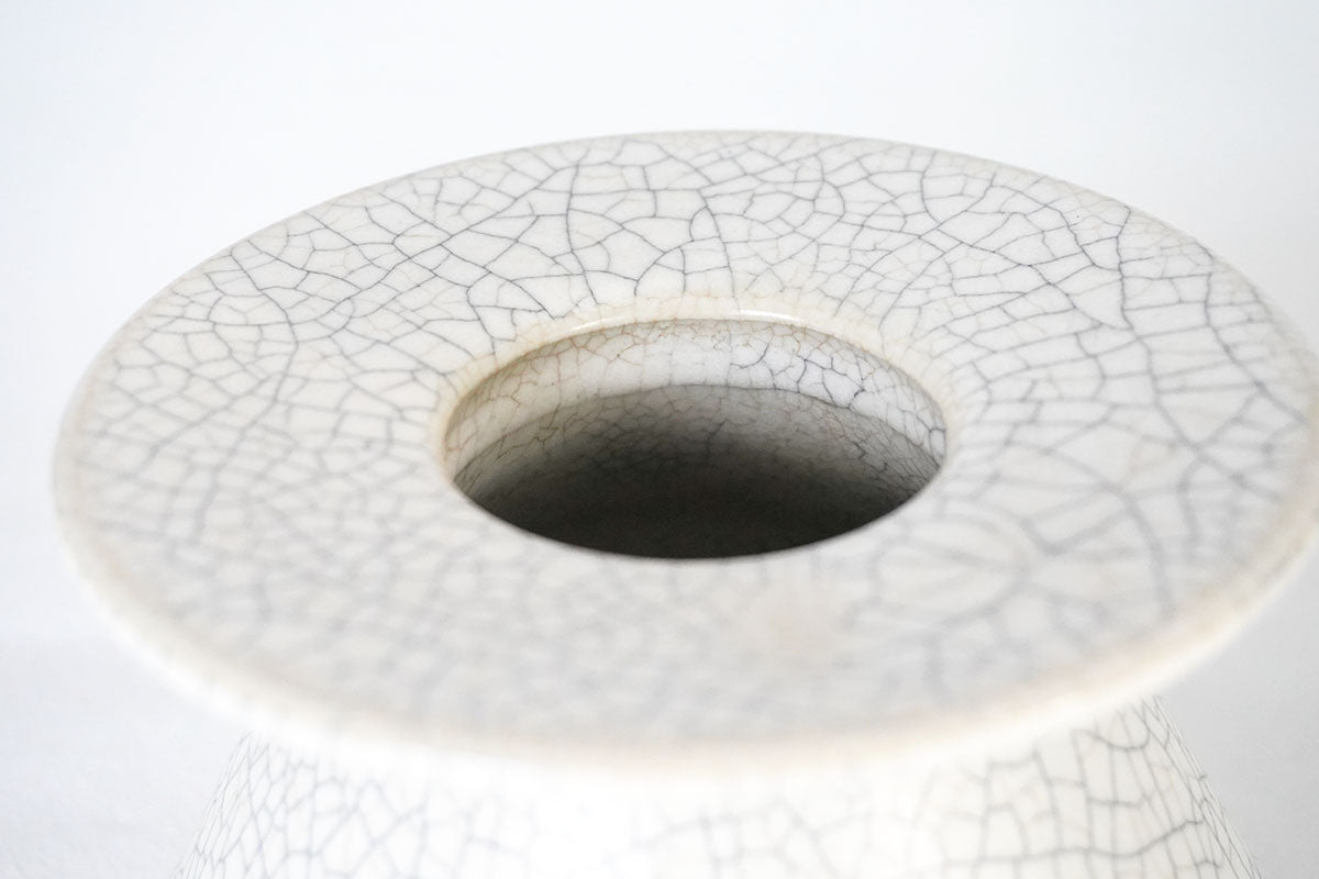 037 flower pot L