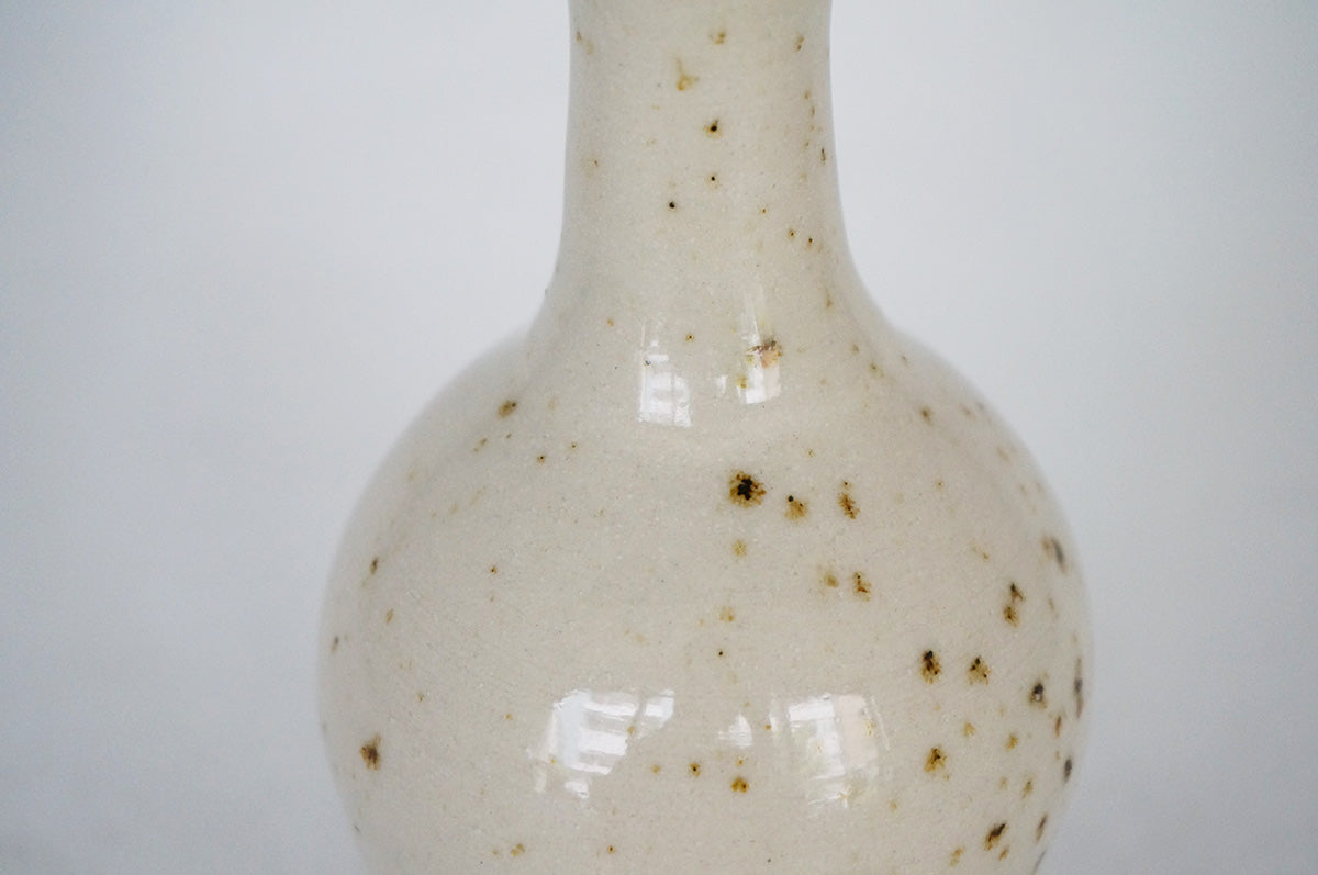 037 at Kiln 一輪挿し