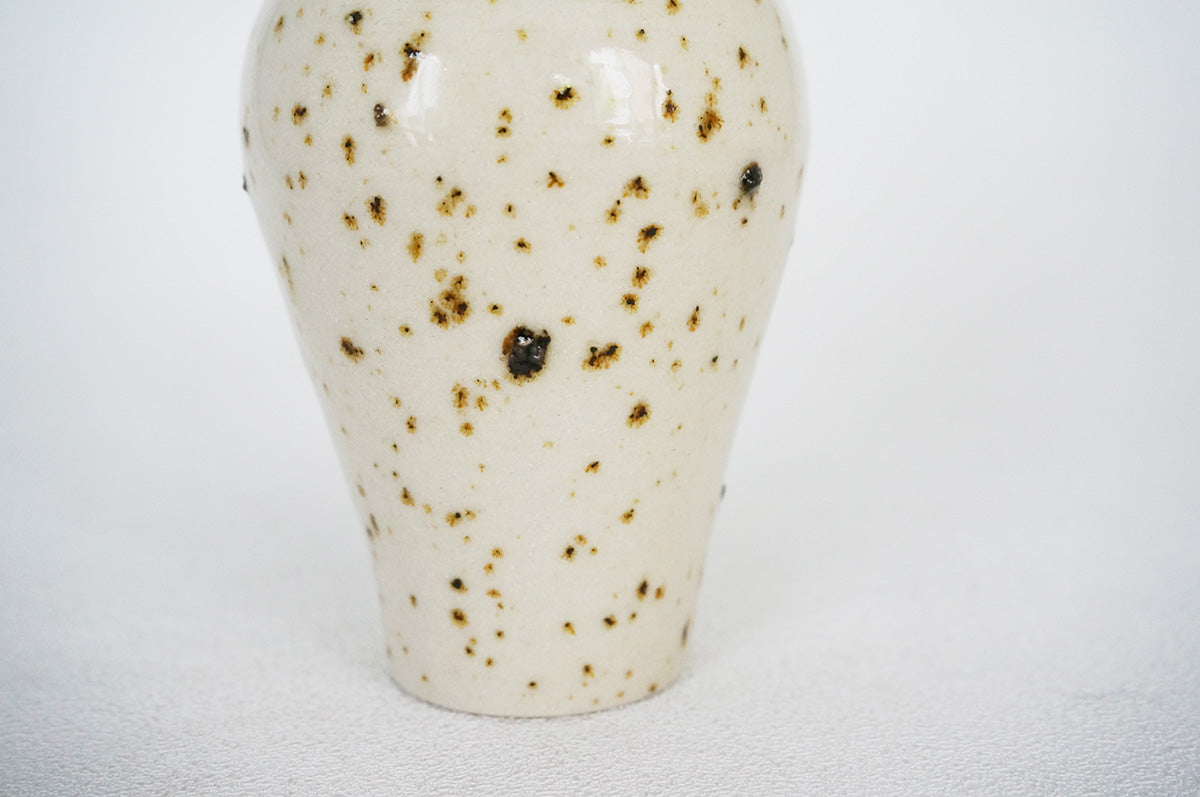 037 at Kiln 一輪挿し