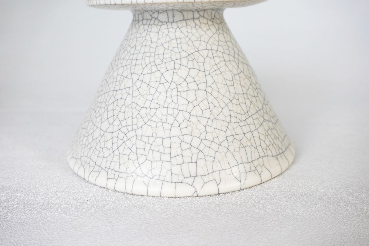 037 flower pot L