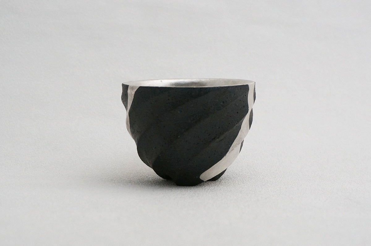 46 Spiral 銀彩ぐい呑 1