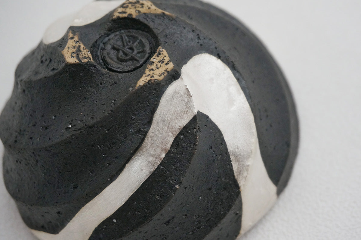 46 Spiral 銀彩ぐい呑 2