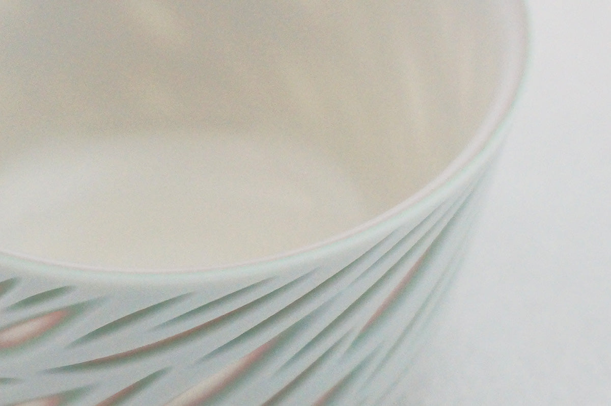 047 重色目 高台ぐい呑み