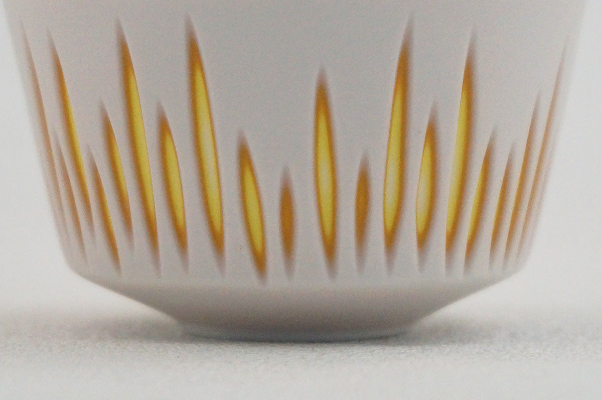 047 重色目 高台ぐい呑み