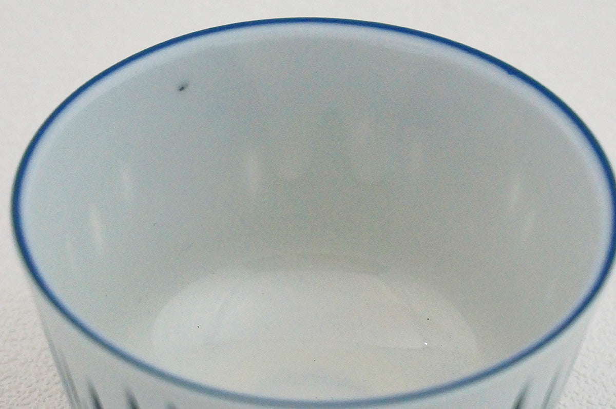 047 重色目 高台ぐい呑み