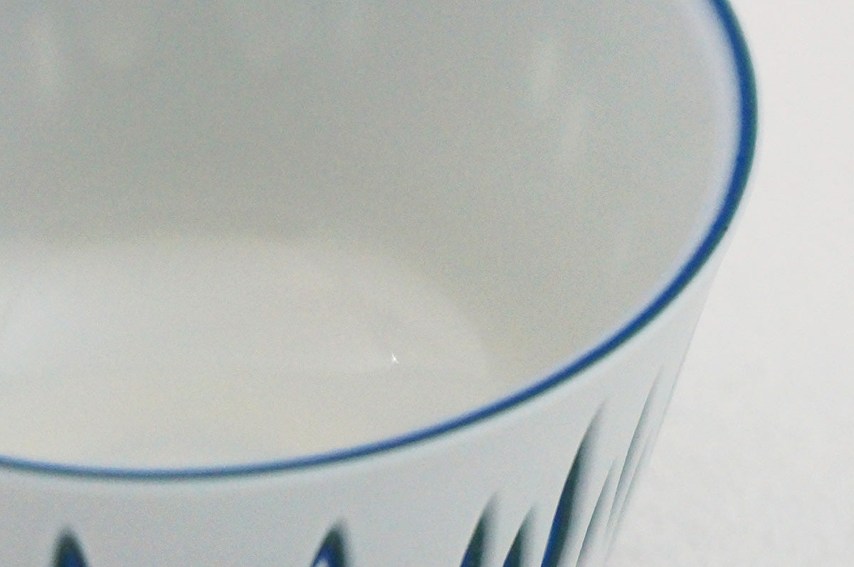 047 重色目 高台ぐい呑み