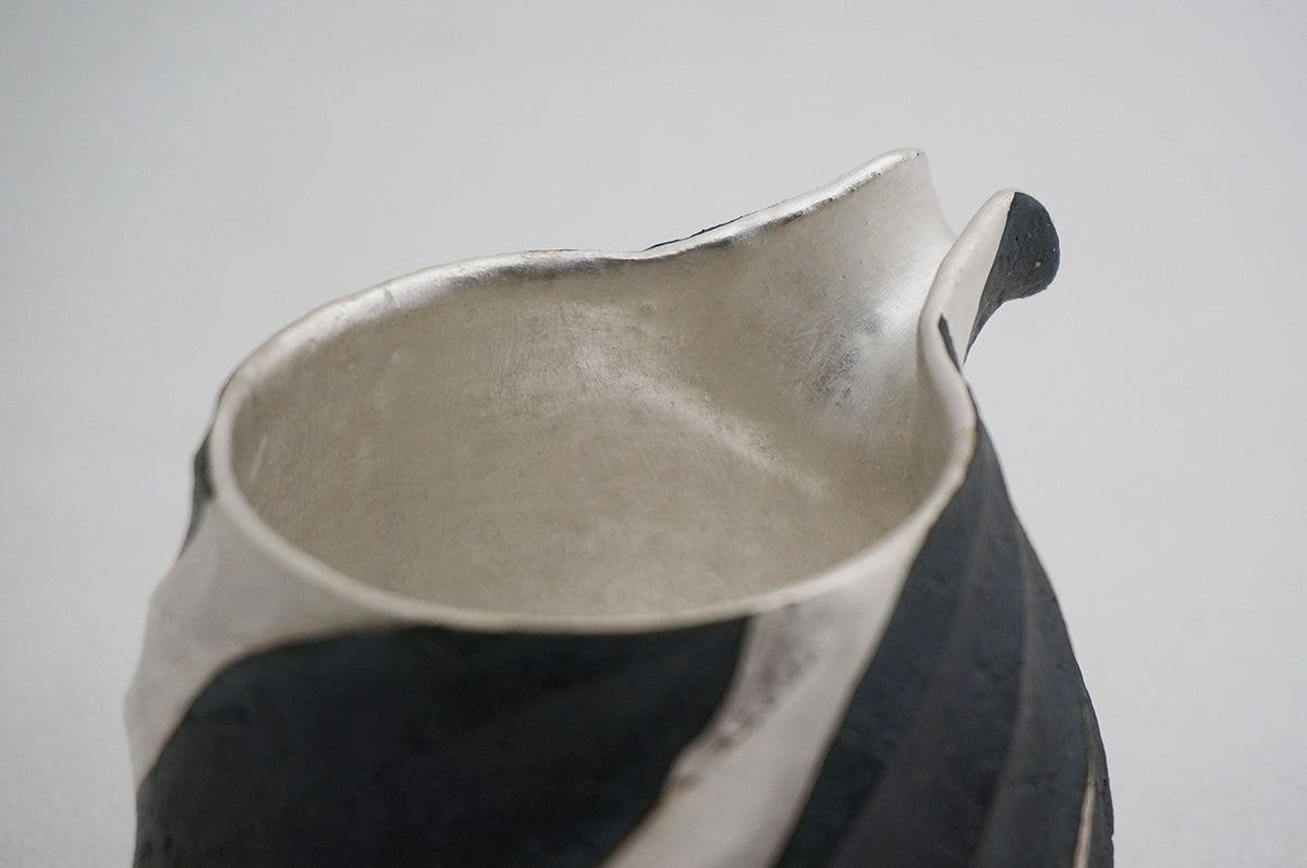 47 Spiral 銀彩ペンギン片口 1