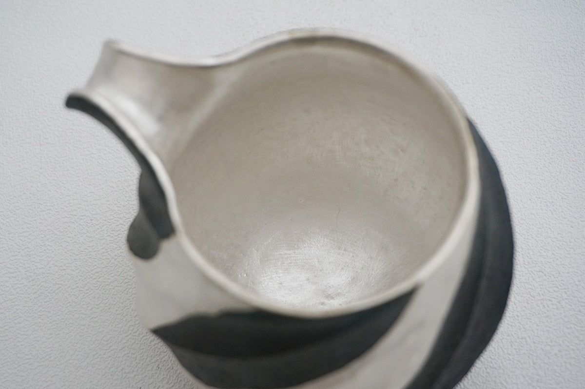 47 Spiral 銀彩ペンギン片口 1