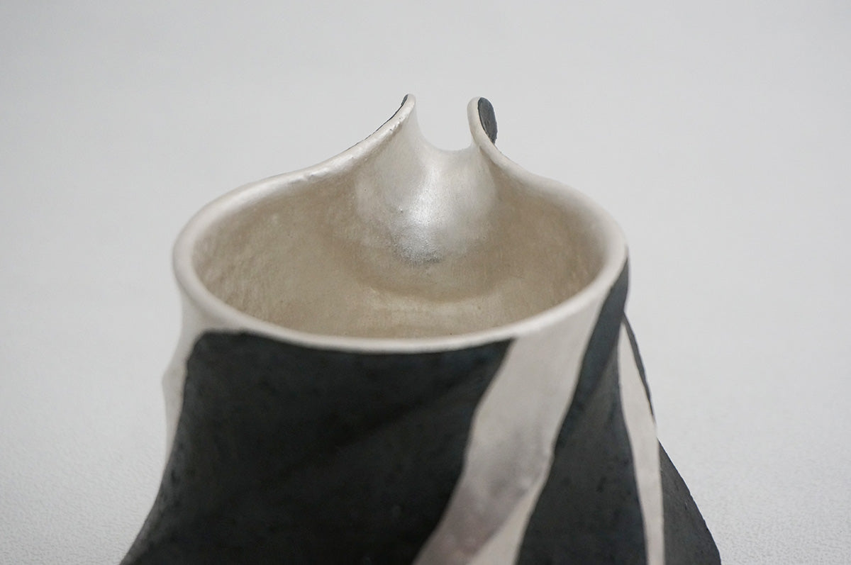 47 Spiral 銀彩ペンギン片口 2