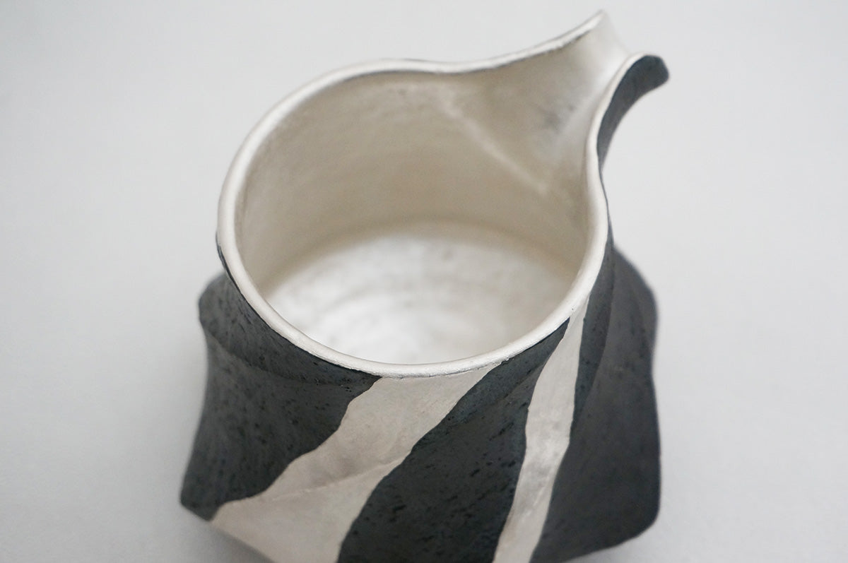 47 Spiral 銀彩ペンギン片口 2