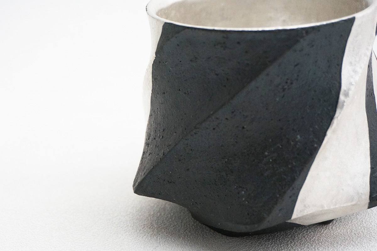 49 銀彩マグカップ 2