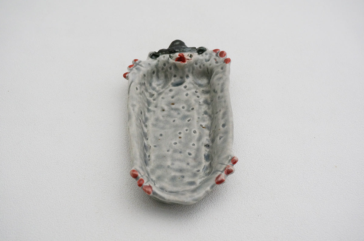 052 ムササビ長皿