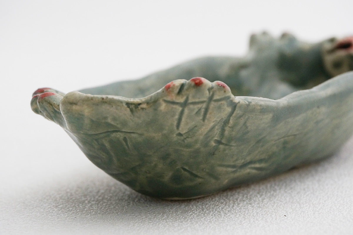 052 ムササビ長皿