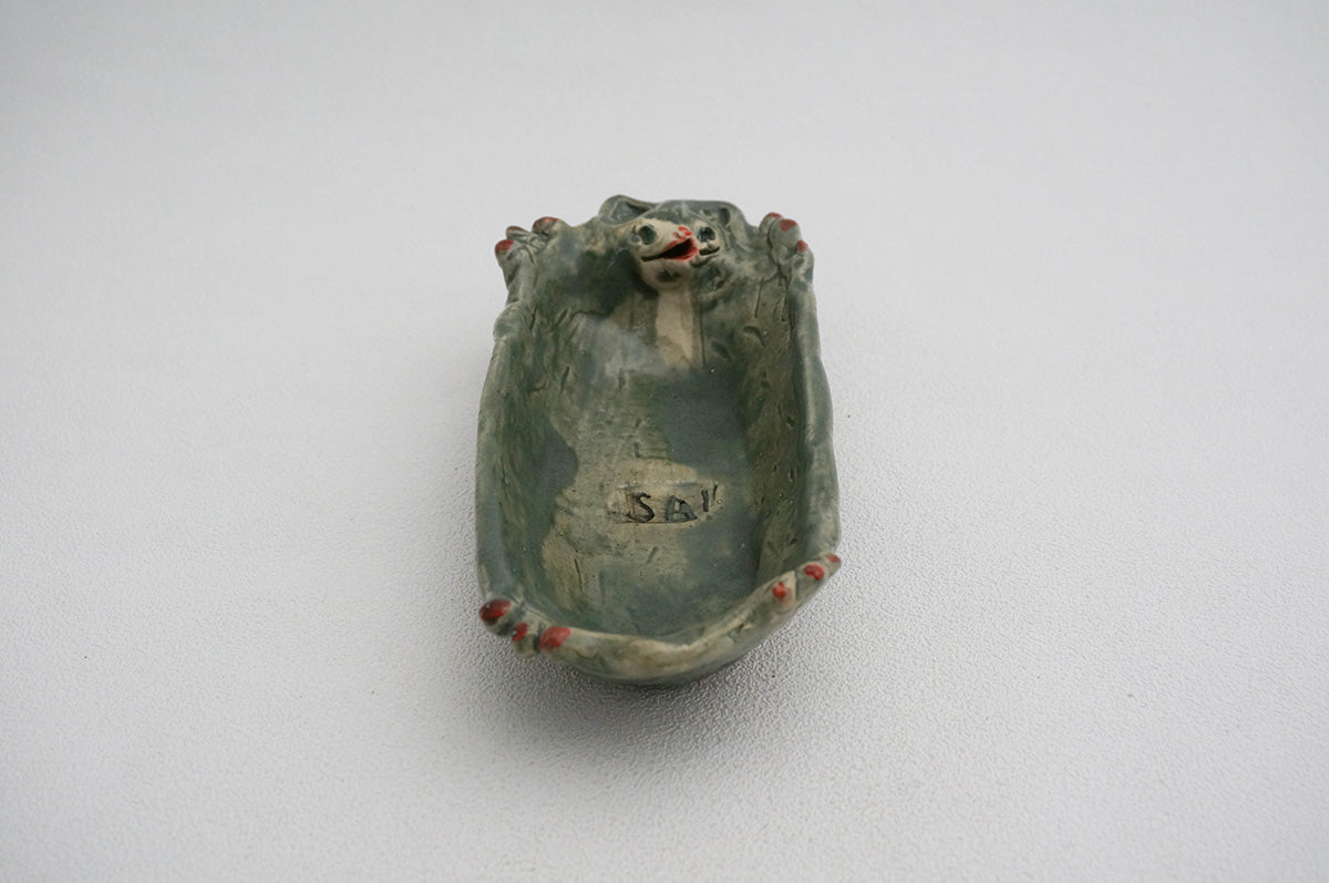 052 ムササビ長皿