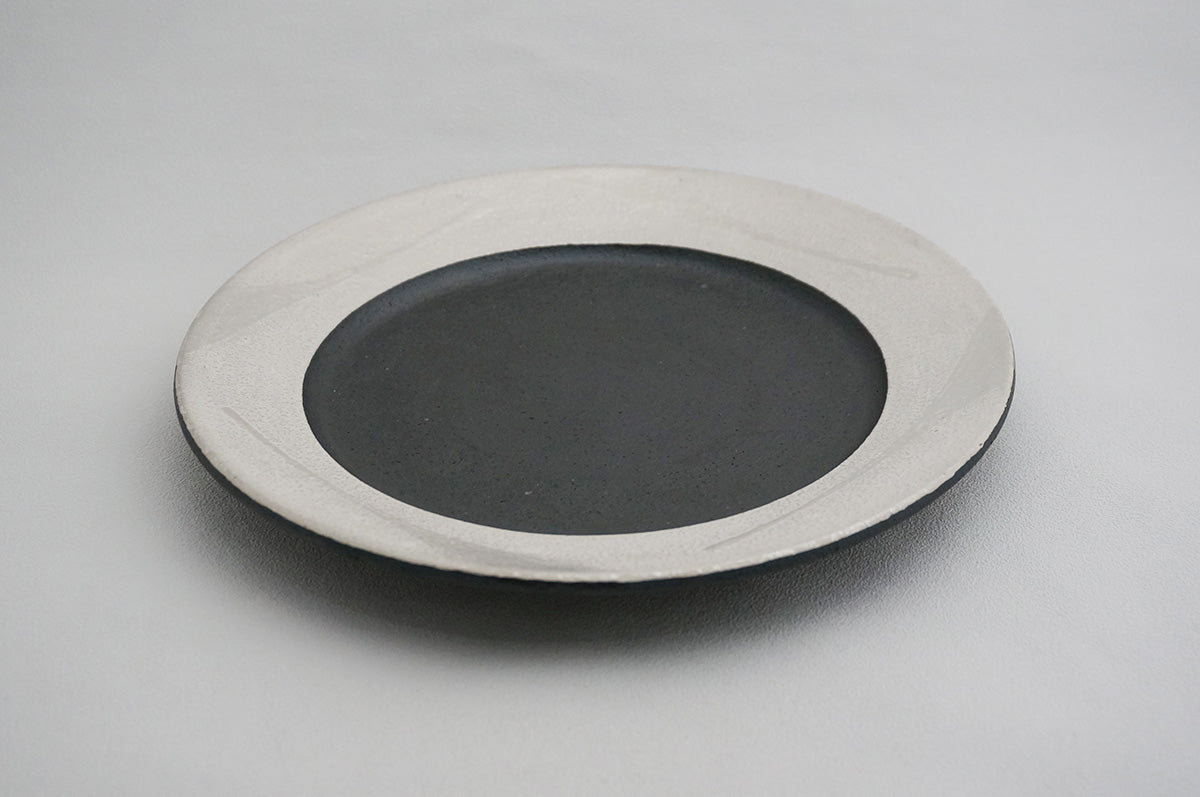 59 銀彩 釉彩 8寸リム皿