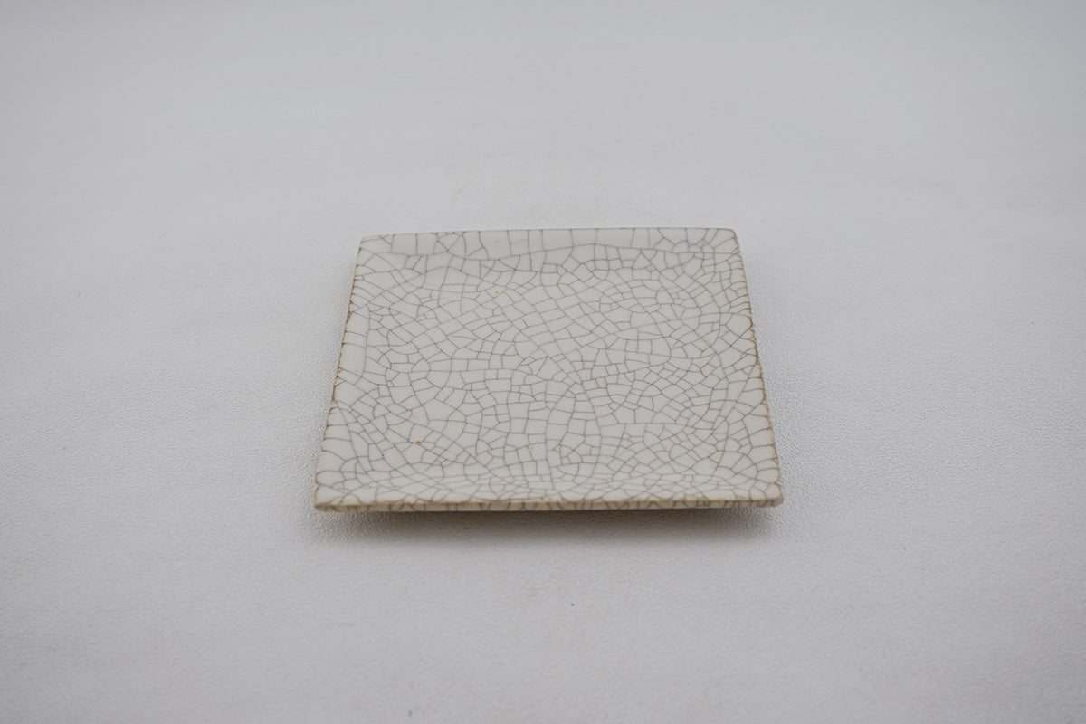 005 shikaku plate S