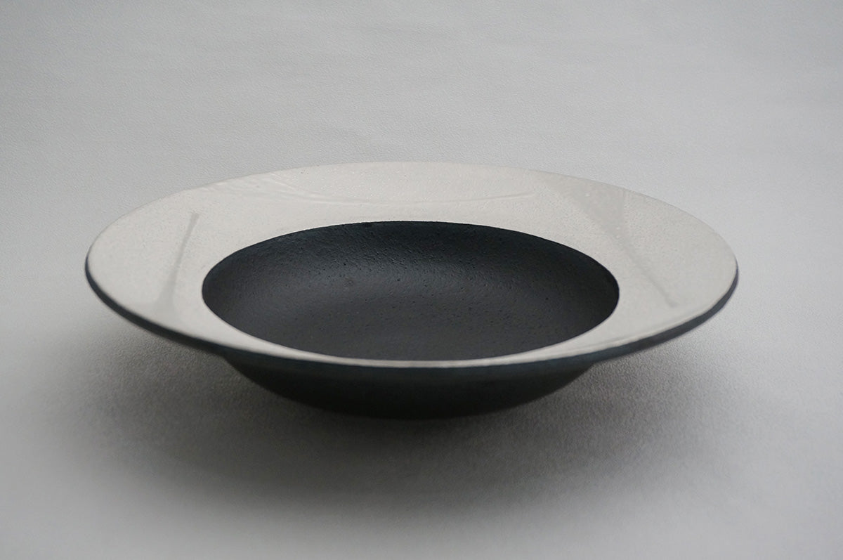 61 銀彩 釉彩 8寸リム鉢